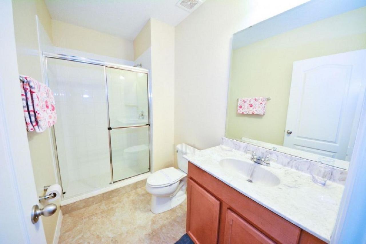 Make Memories With Your Family And Friends In This Beautiful Home 1014 Loughman エクステリア 写真